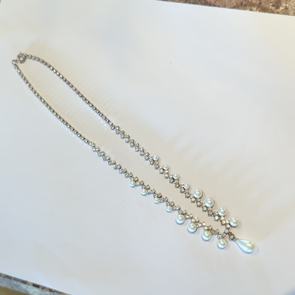 Vintage rhinestone & pearl bead necklace